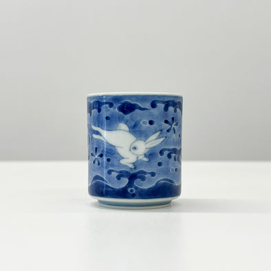 Handpainted Arita Porcelain Teacup RAI-61