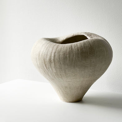 White Wave Vase Medium