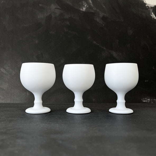 Satin Porcelain Goblet 70ml