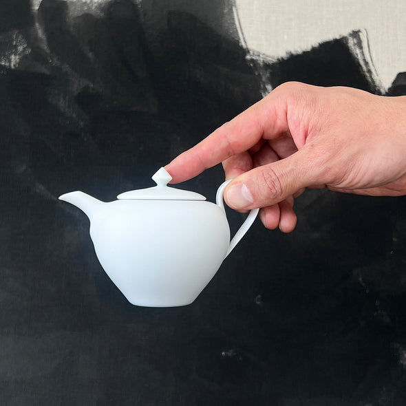 Satin Porcelain Teapot 150ml