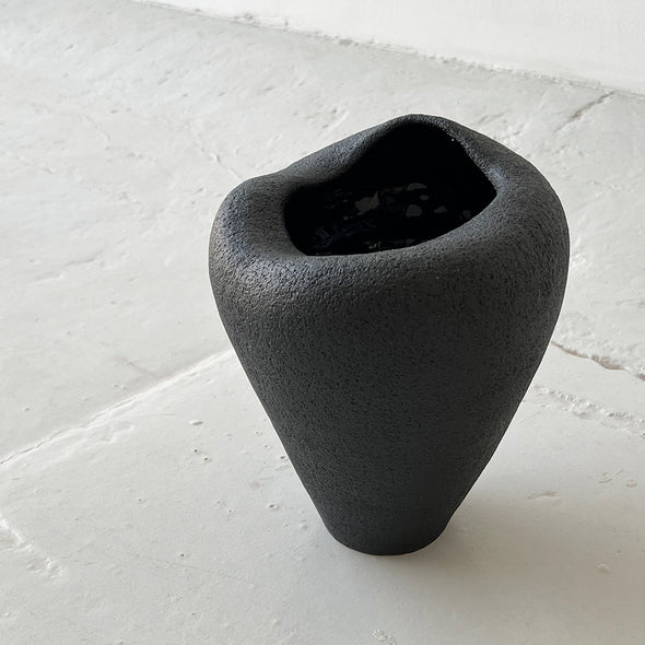 Black Stone Wave Vase