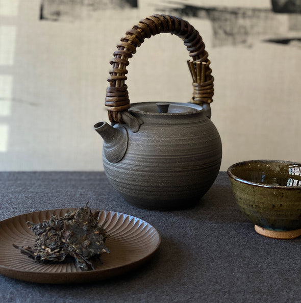 Cast Iron Chrysanthemum Plate