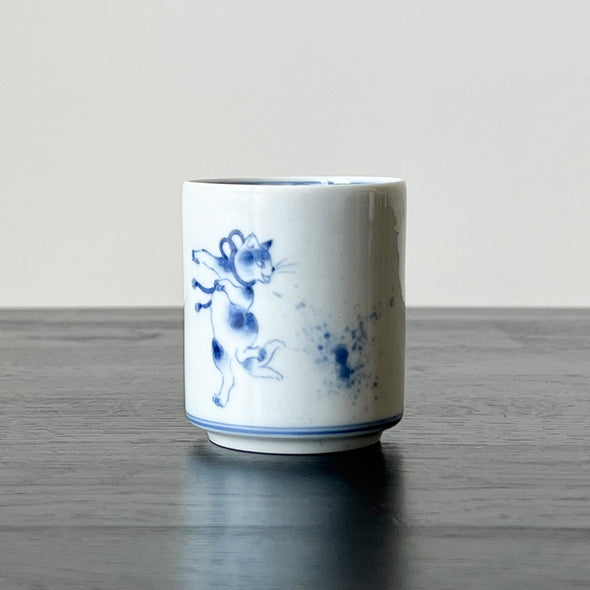 Handpainted Arita Porcelain Teacup RAI-66