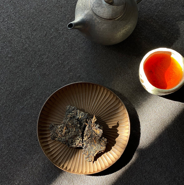 Cast Iron Chrysanthemum Plate